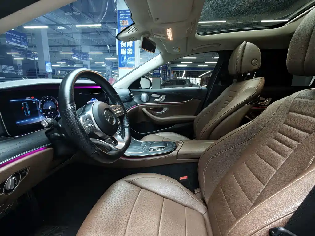 Mercedes-Benz E-Class — миниатюра 5