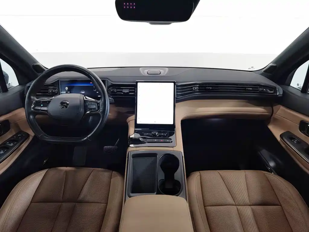 NIO ES8 — миниатюра 5
