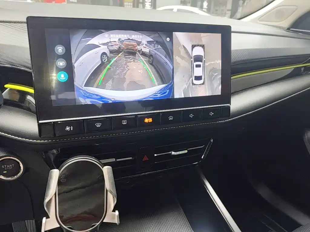 Roewe i5 — миниатюра 13