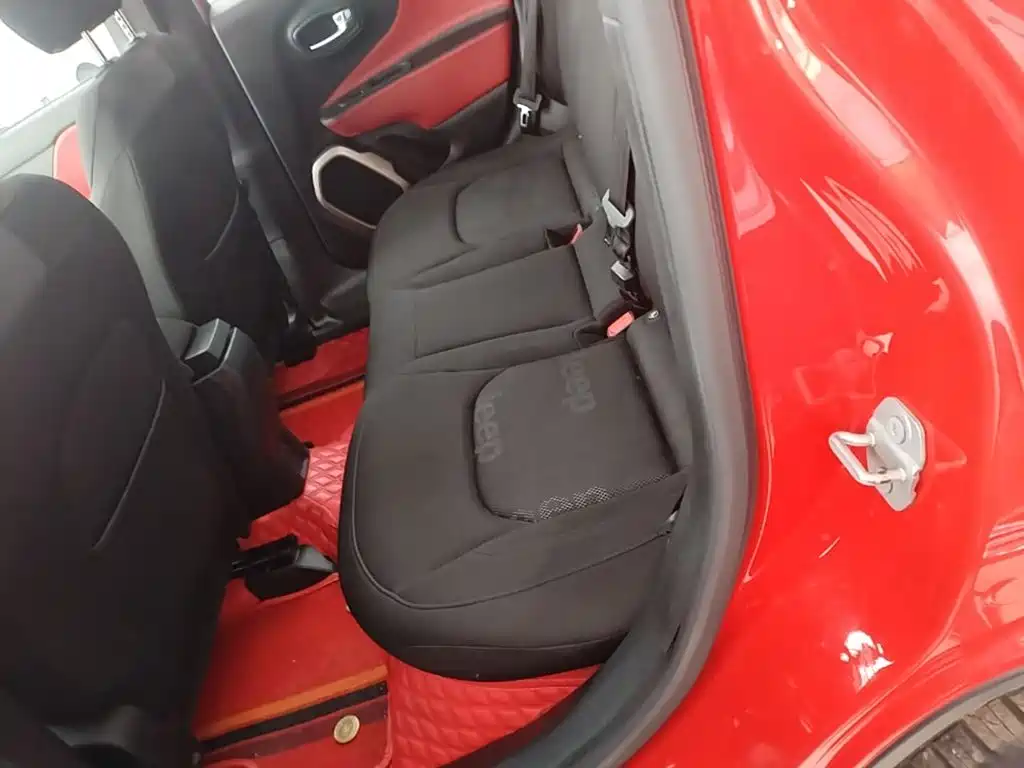 Jeep Renegade — миниатюра 17
