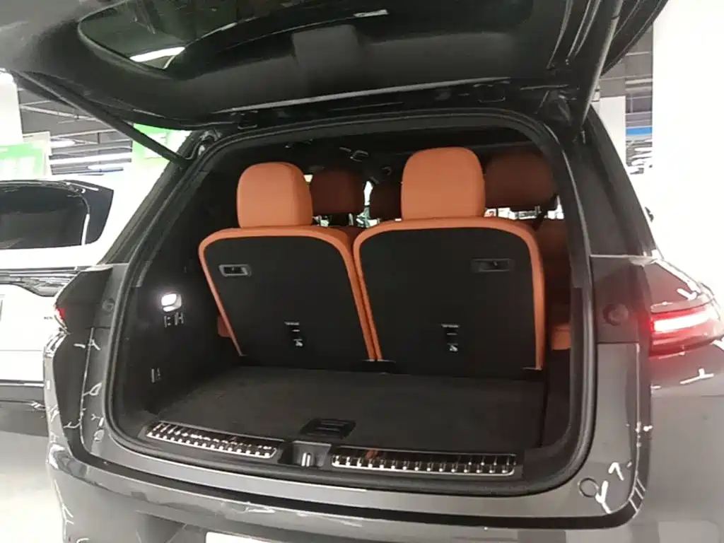 Li Auto Li L8 — миниатюра 19