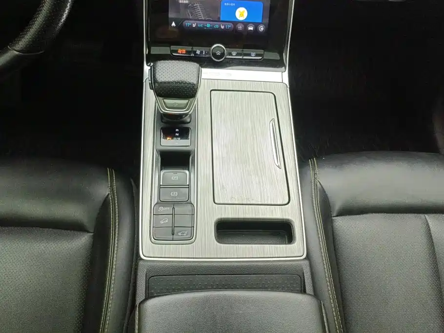 Roewe RX5 — миниатюра 16