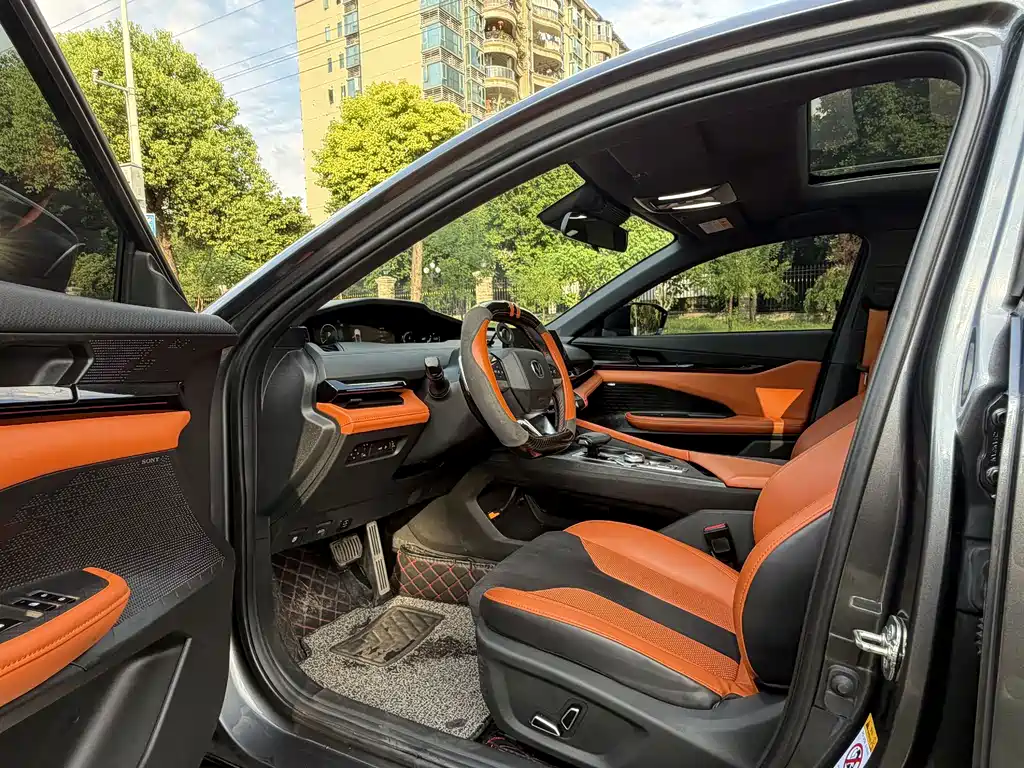 Changan UNI-V — миниатюра 6