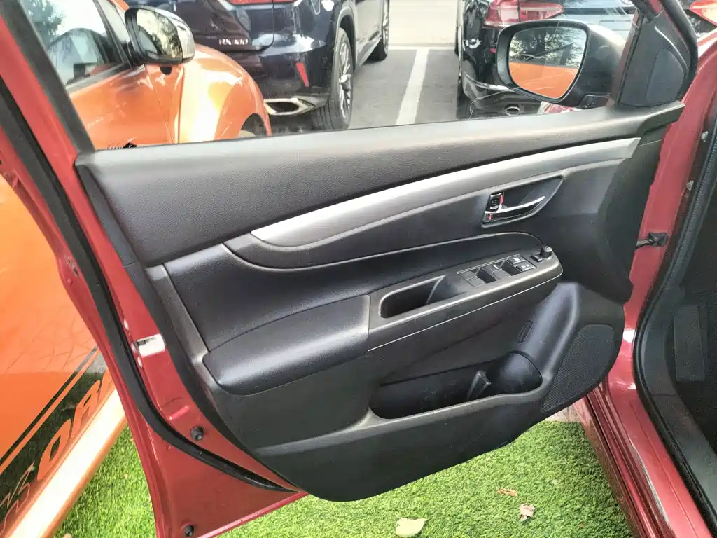 Suzuki Alivio — миниатюра 7