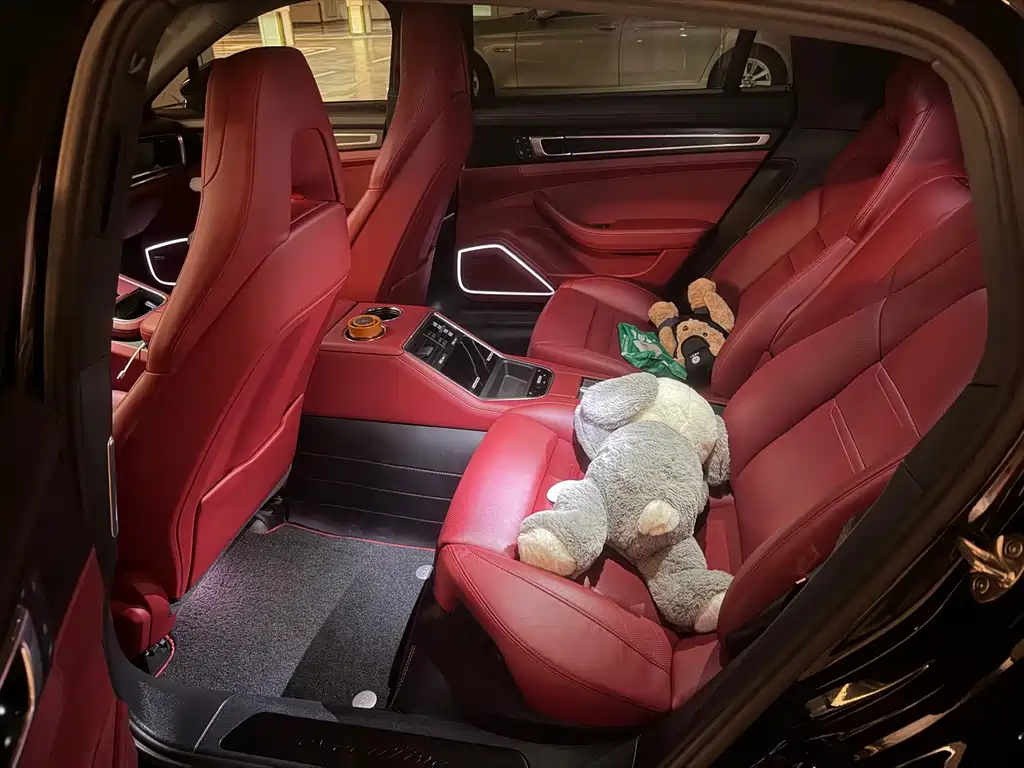 Porsche Panamera — миниатюра 3