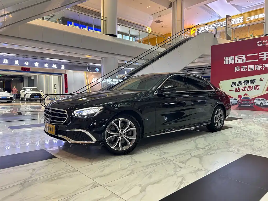 Mercedes-Benz E-Class — миниатюра 3