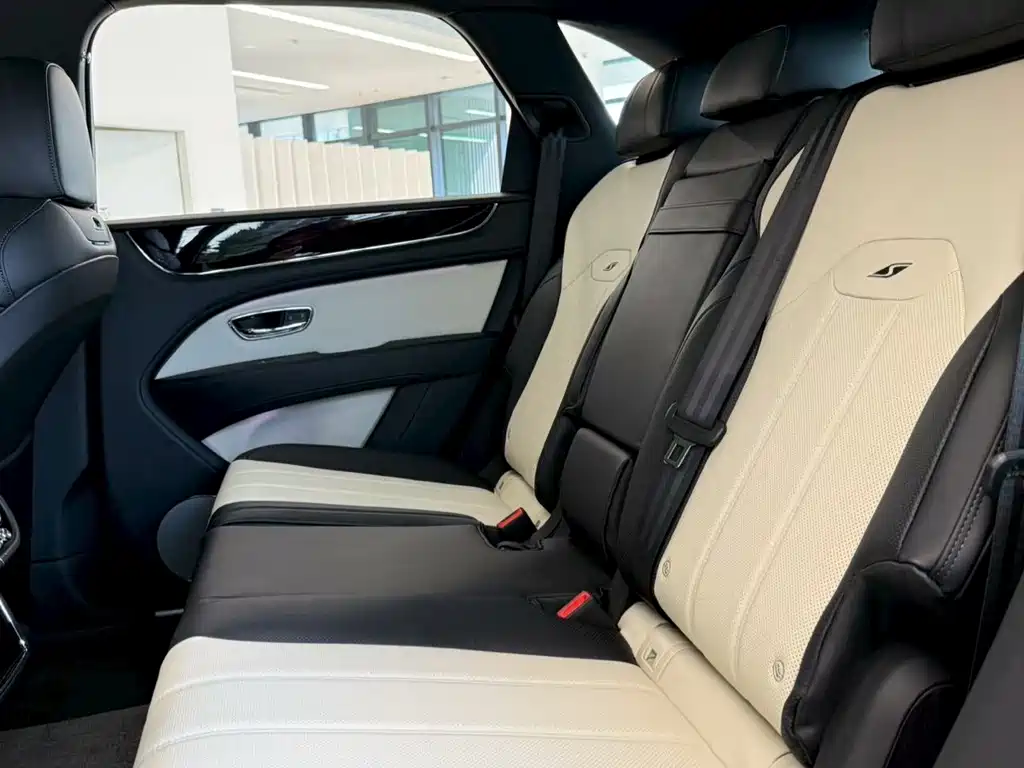 Bentley Bentayga 2025 4.0T V8 S