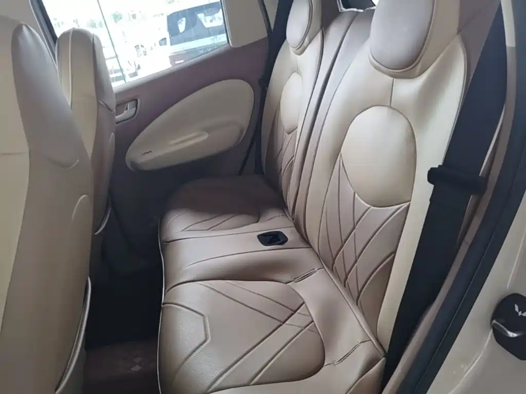 Wuling MINIEV — миниатюра 17