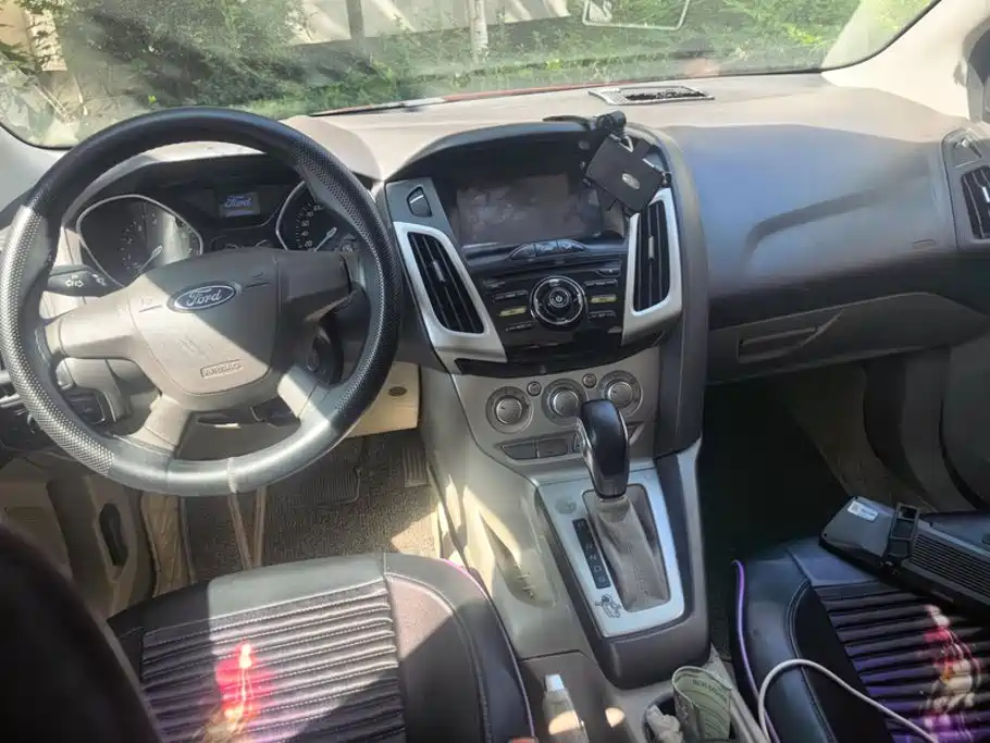 Ford Focus — миниатюра 12