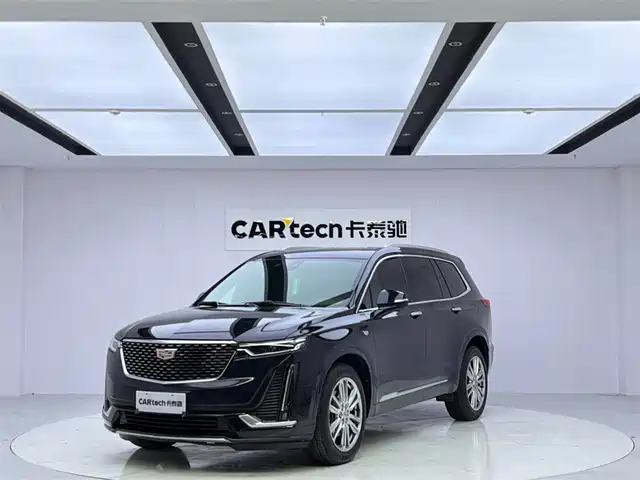 CADILLAC XT6