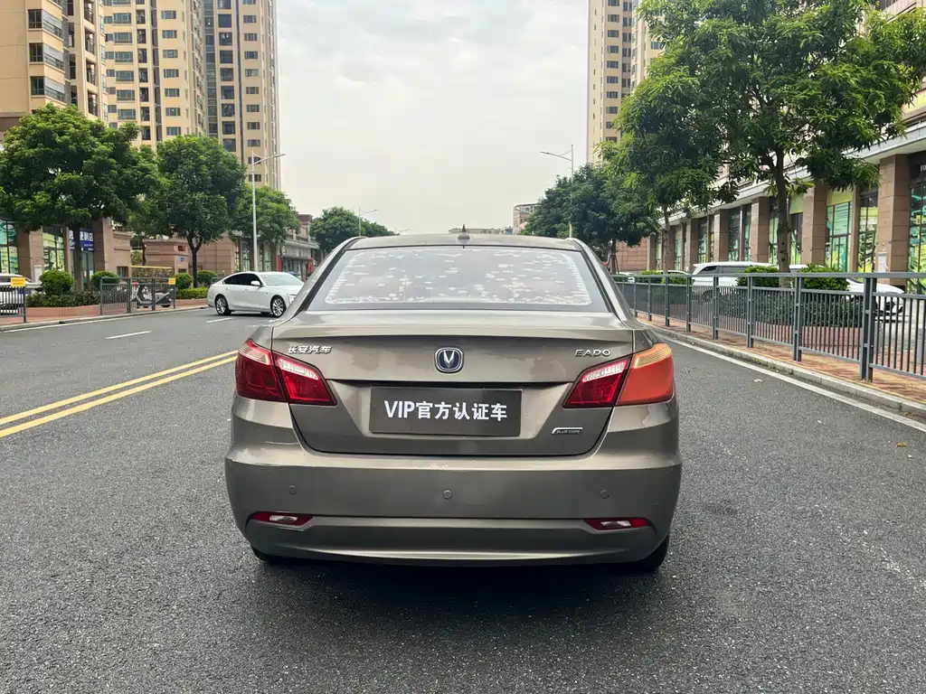 Changan Eado — миниатюра 6