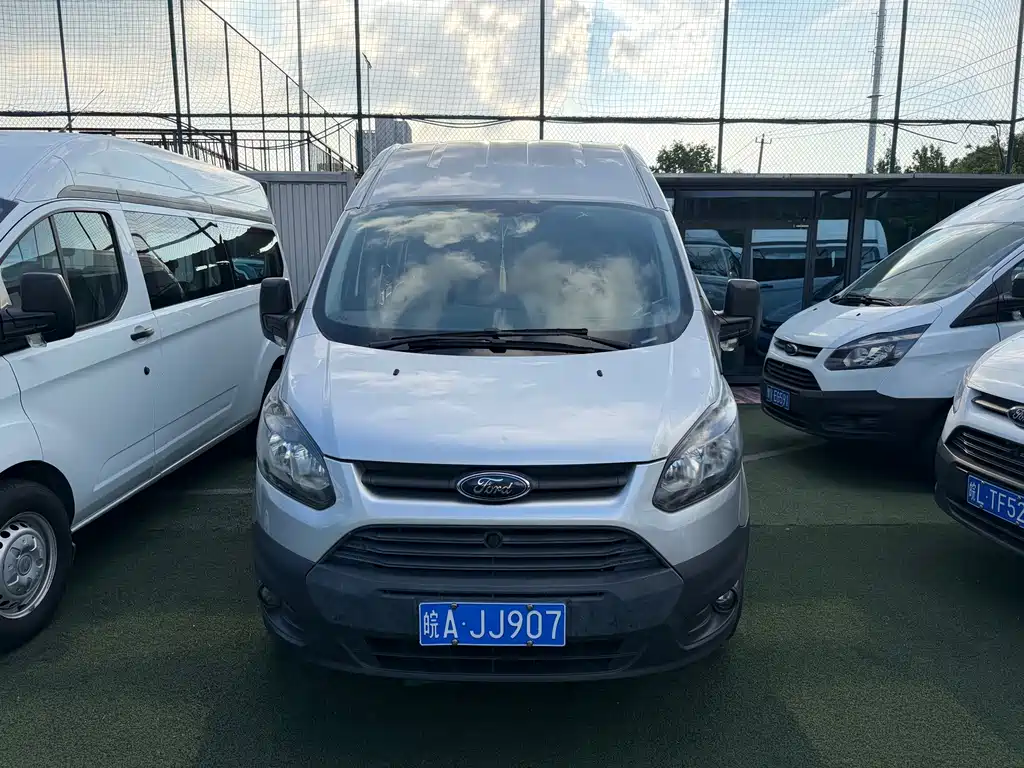 Ford Transit — миниатюра 2