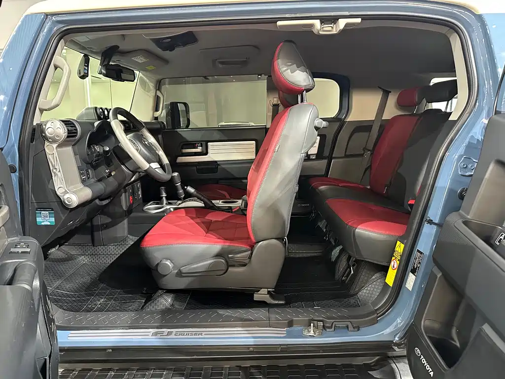 Toyota FJ Cruiser FJ 2019 4.0L AT