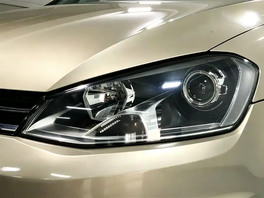 Volkswagen Golf — миниатюра 15