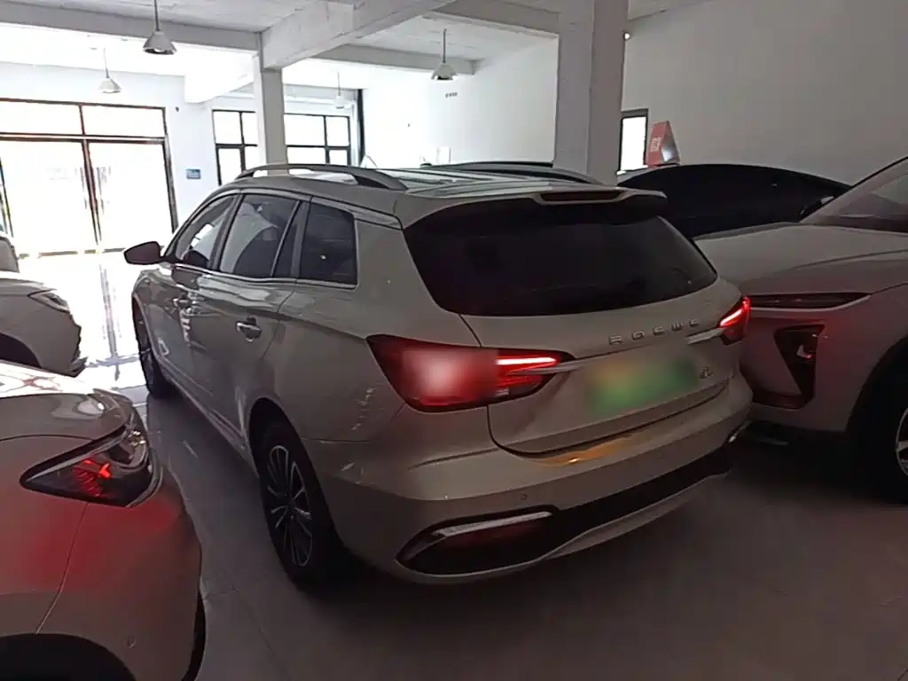 Roewe Ei5 — миниатюра 5