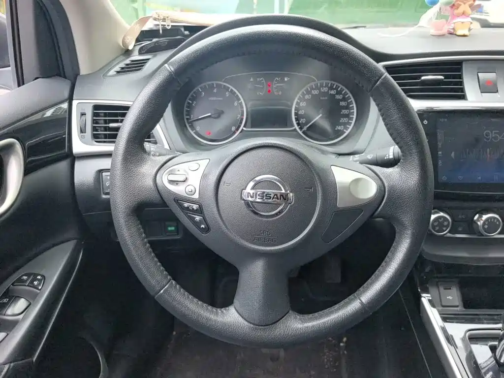 Nissan Sylphy — миниатюра 3