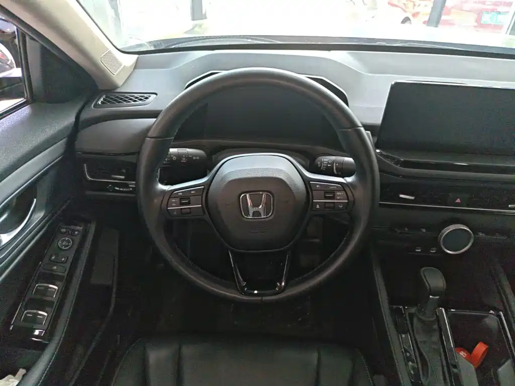 Honda Inspire — миниатюра 11