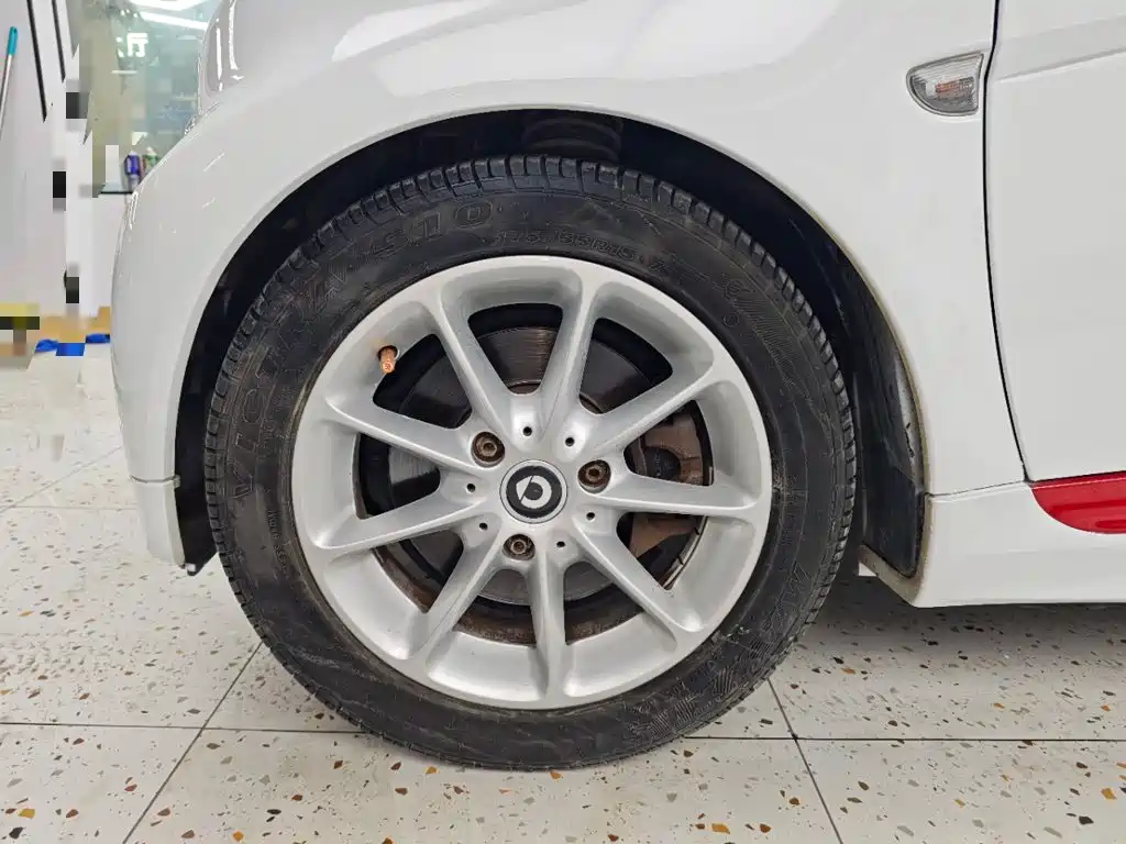 smart Smart Fortwo — миниатюра 23