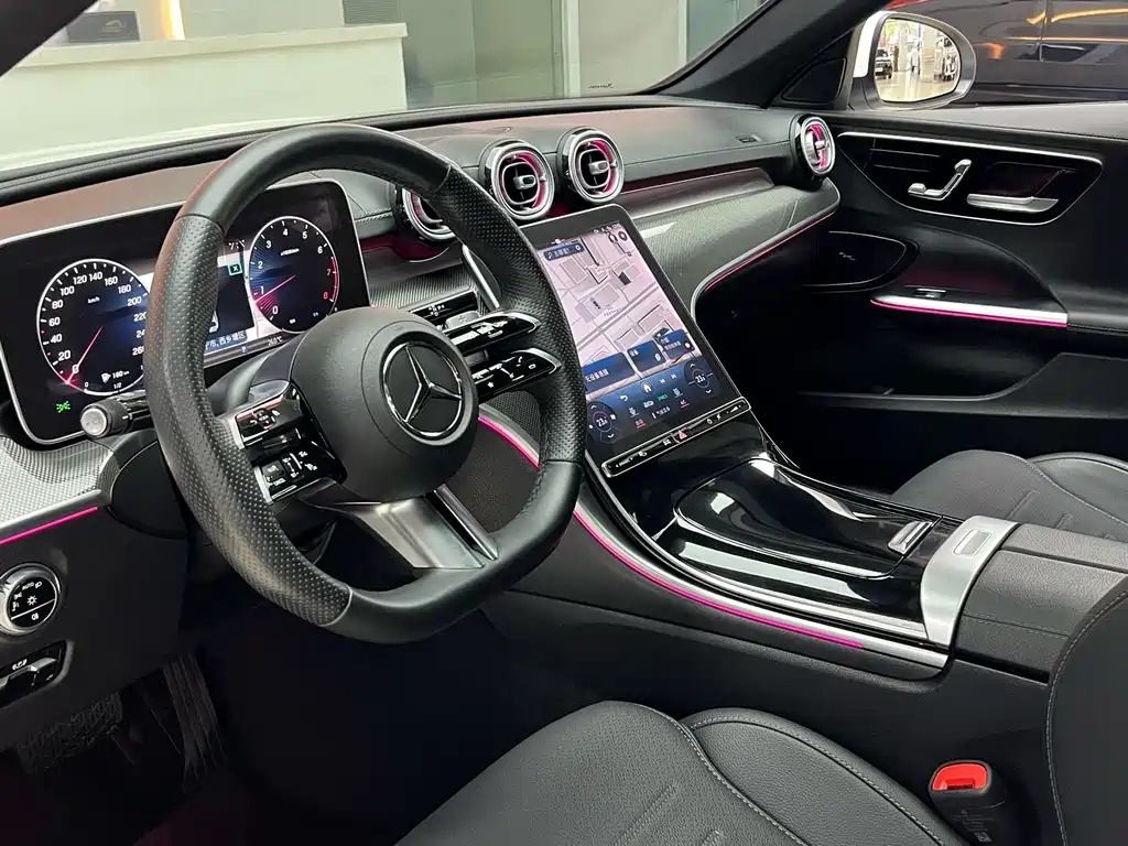 Mercedes-Benz C-Class — миниатюра 8