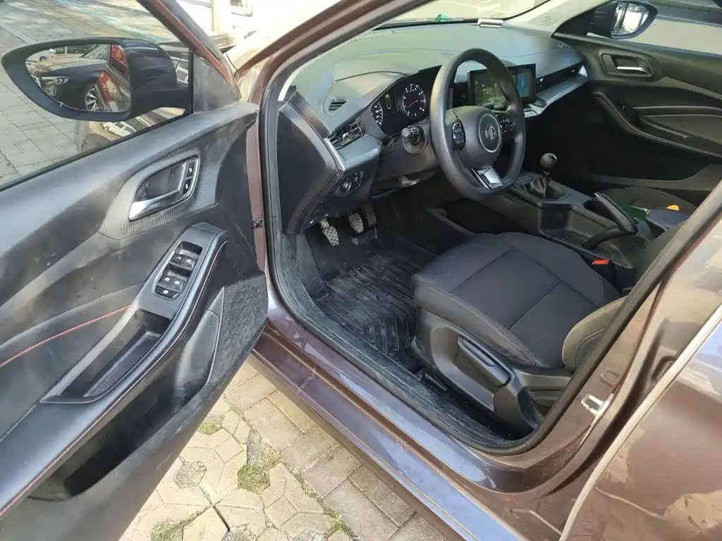 MG MG5 — миниатюра 17