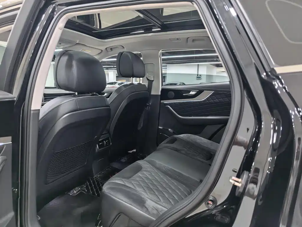 Hongqi Hongqi HS5 — миниатюра 8