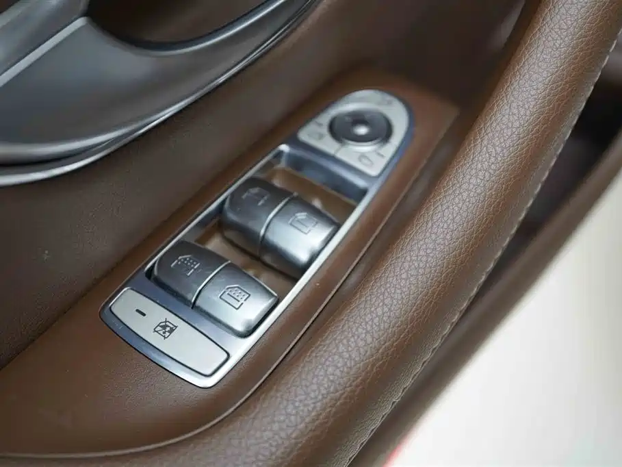Mercedes-Benz E-Class E 2022 E 300 L Luxury