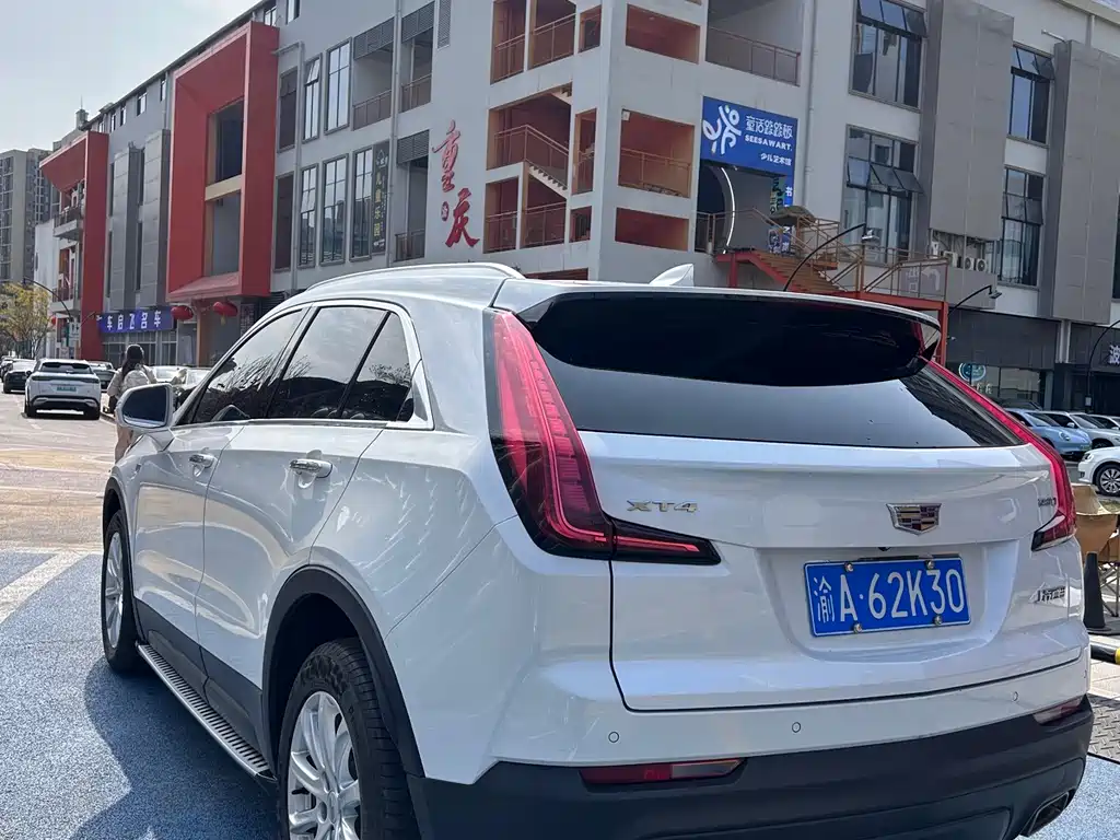 Cadillac XT4 2021 28T Lead