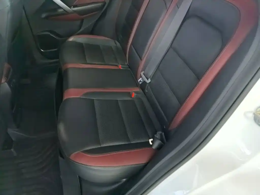 Geely Binyue — миниатюра 17