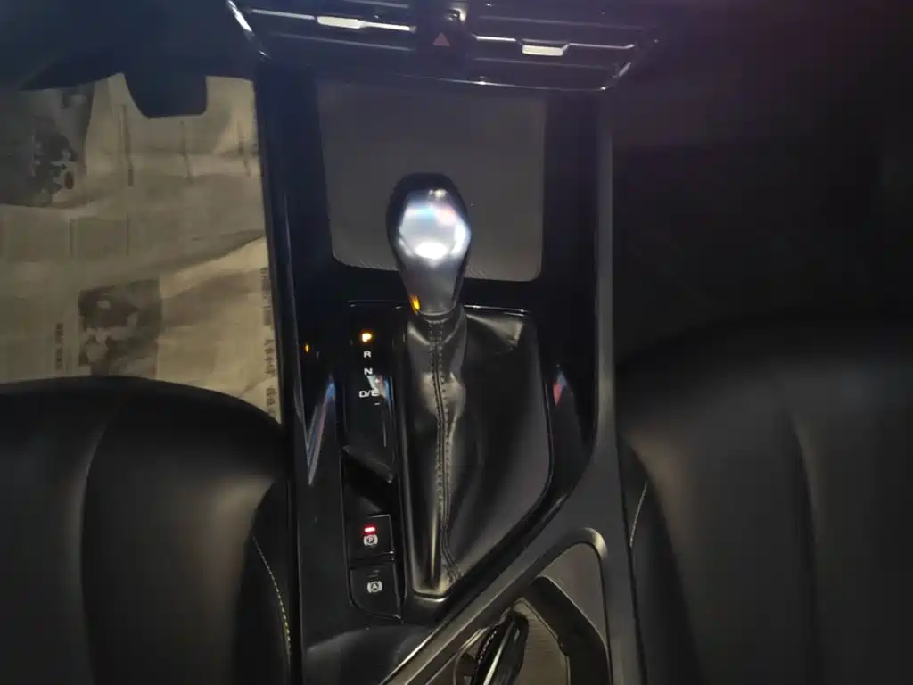 Roewe i5 — миниатюра 14