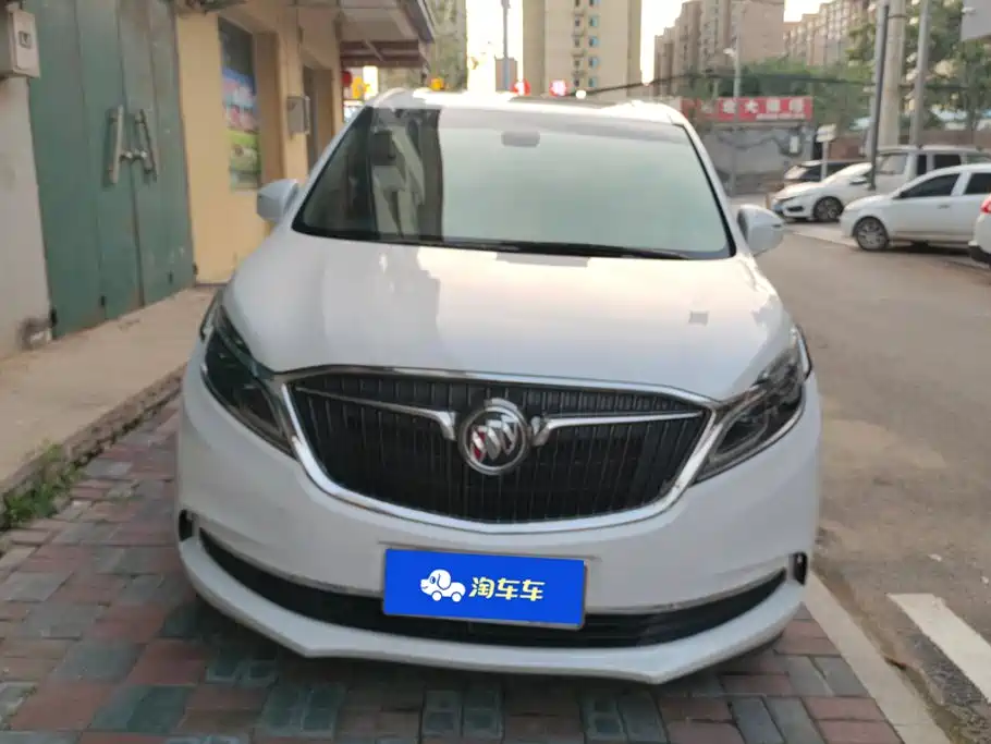 Buick GL8 — миниатюра 2