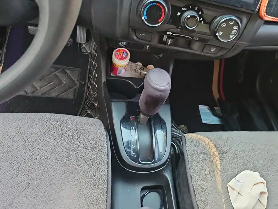 Honda Fit — миниатюра 16