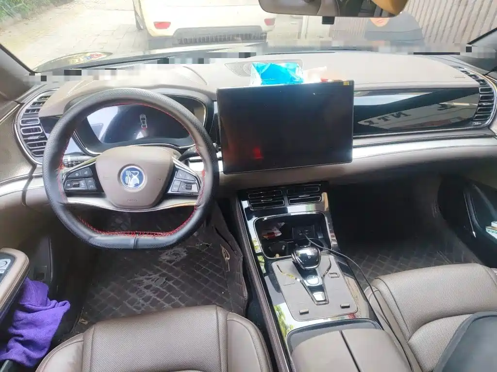 BYD Han — миниатюра 13