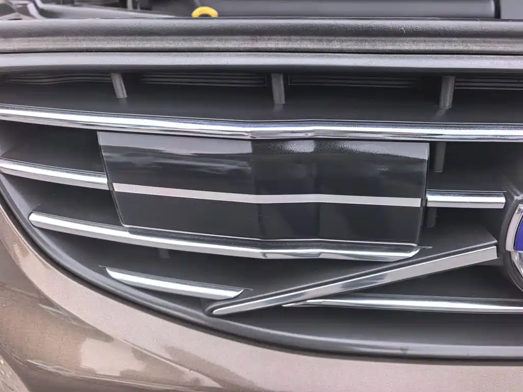 Volvo XC60 (Import) — миниатюра 16