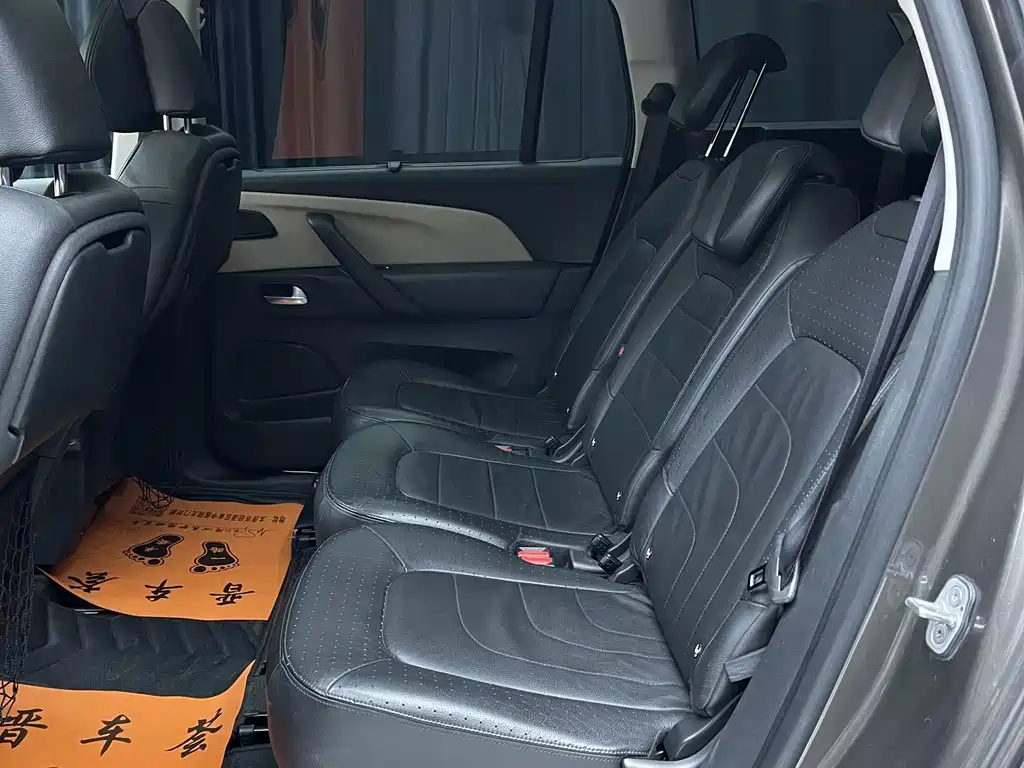 Citroen C4 Picasso — миниатюра 11