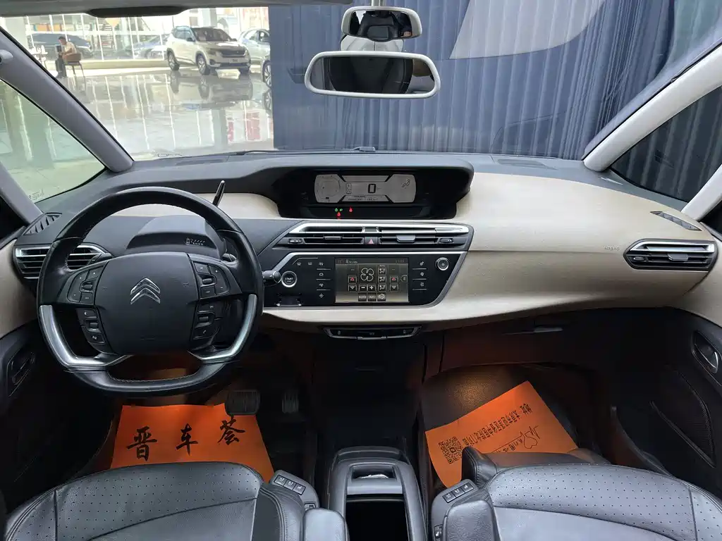 Citroen C4 Picasso — миниатюра 13