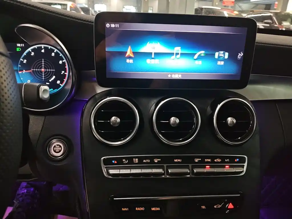 Mercedes-Benz C-Class — миниатюра 13