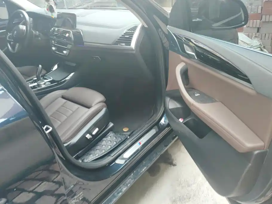 BMW X3 — миниатюра 8