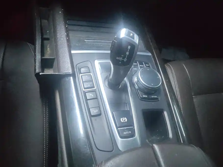 BMW X5 (Import) — миниатюра 16