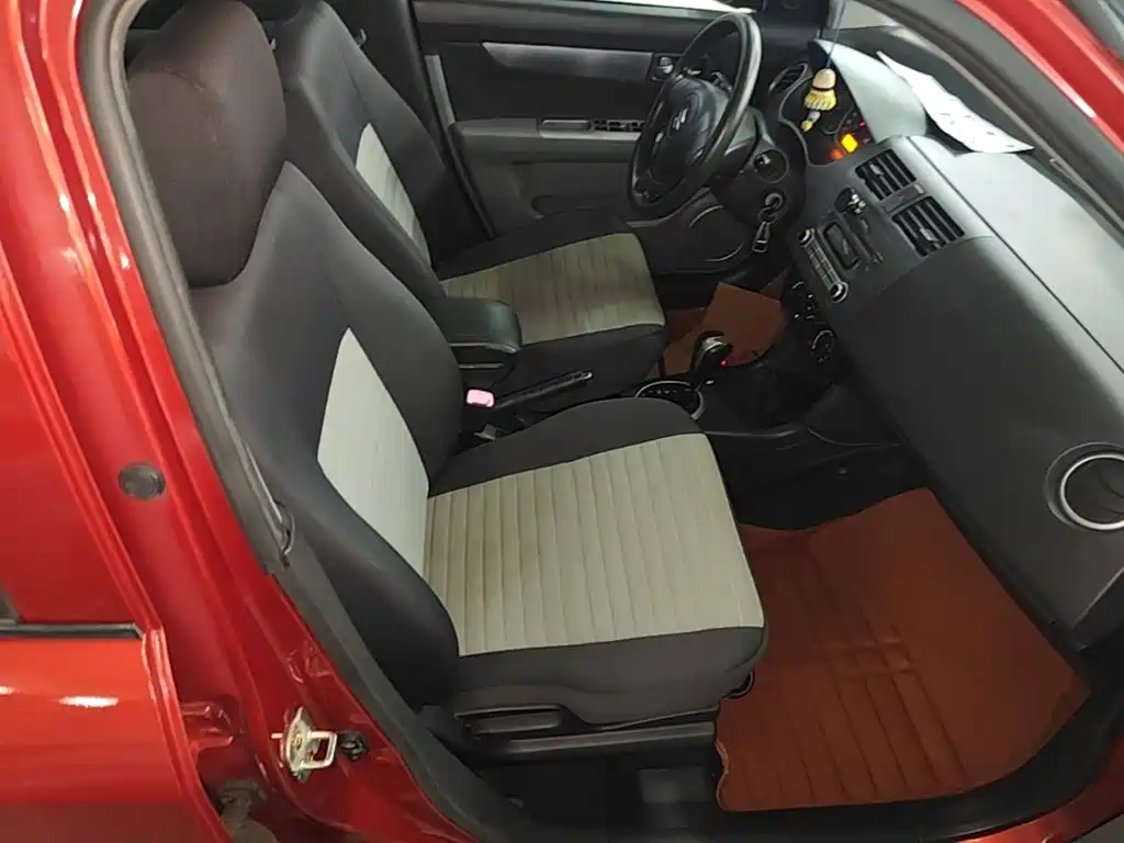 Suzuki Swift — миниатюра 25