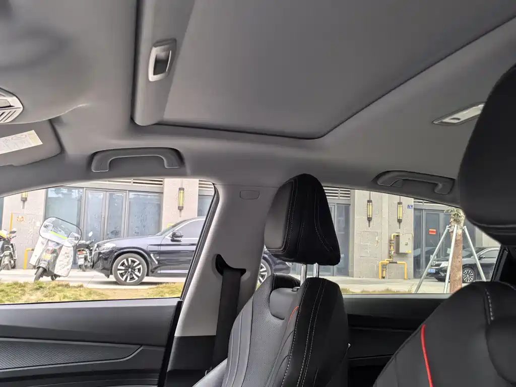 GEELY AUTOMOBILE BINRUI