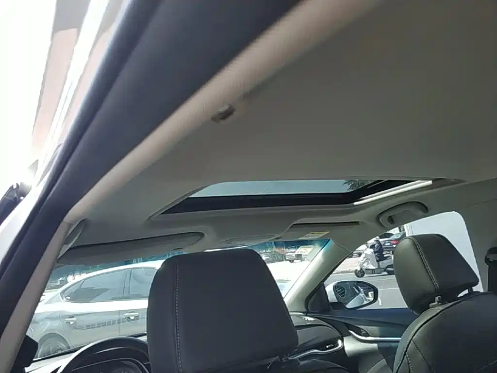 Buick Excelle — миниатюра 18