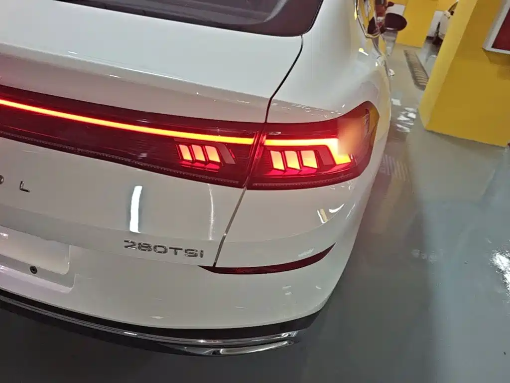 Volkswagen Lamando — миниатюра 8