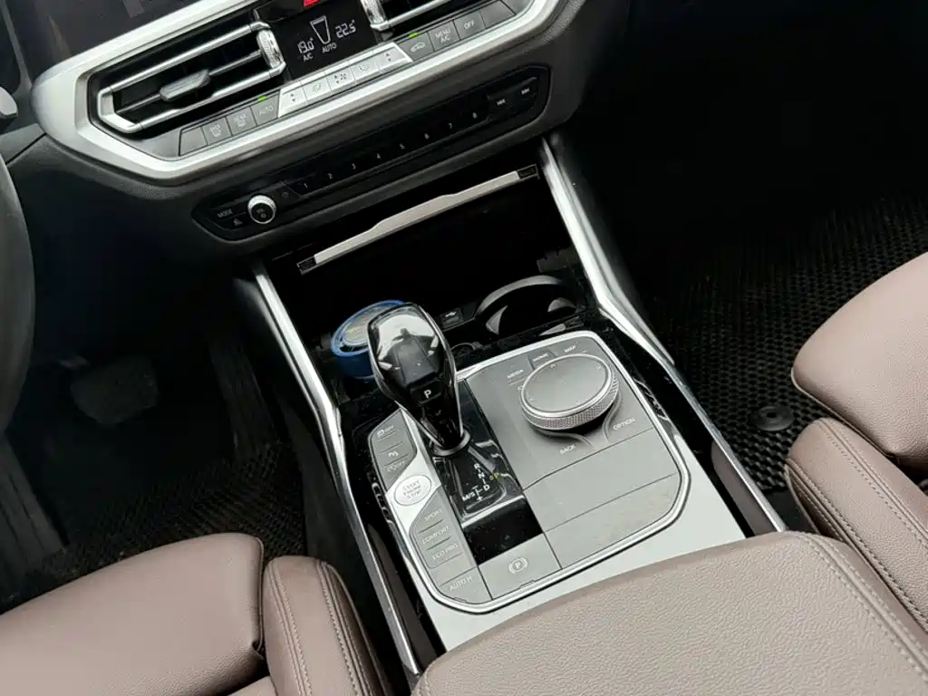 BMW 3 Series — миниатюра 12