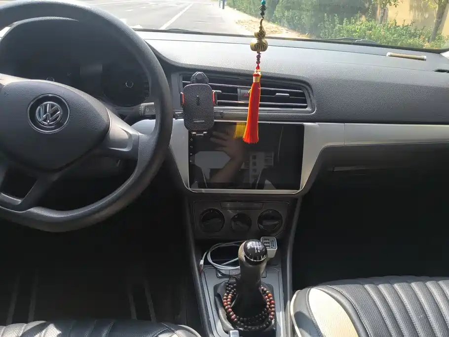 Volkswagen Lavida — миниатюра 13