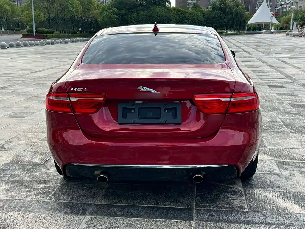 Jaguar XEL — миниатюра 6