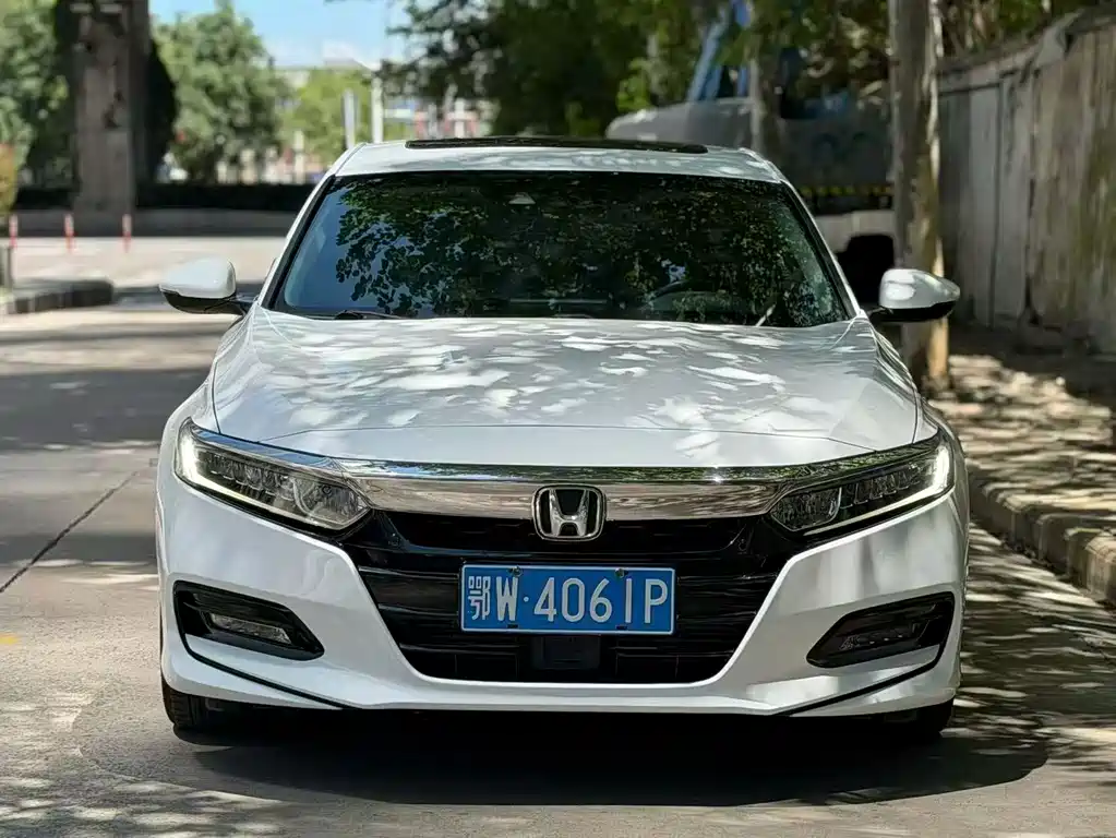 Honda Accord — миниатюра 11
