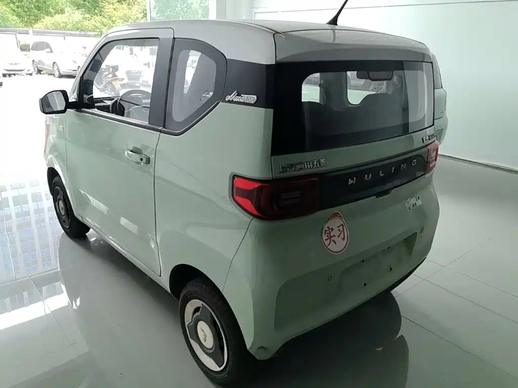 Wuling MINIEV — миниатюра 5