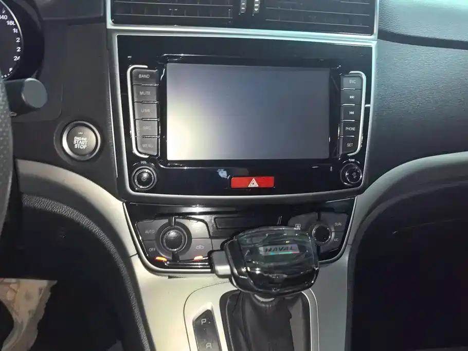 Haval M6 — миниатюра 13