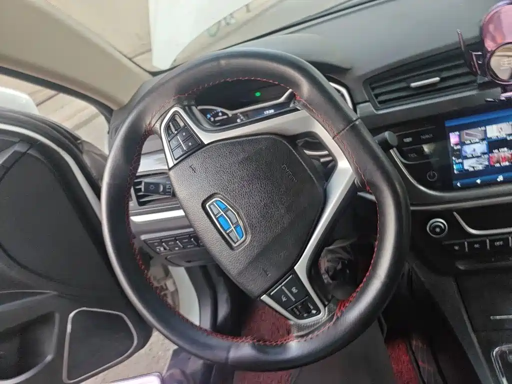 Geely Emgrand — миниатюра 11