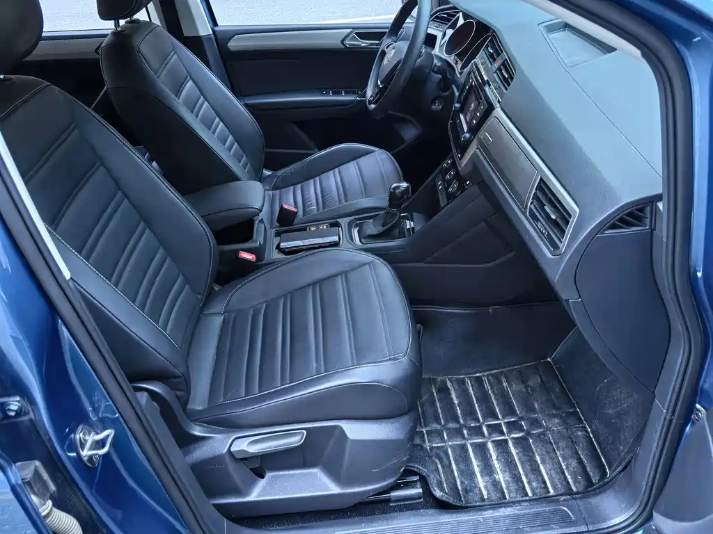 Volkswagen Touran — миниатюра 13